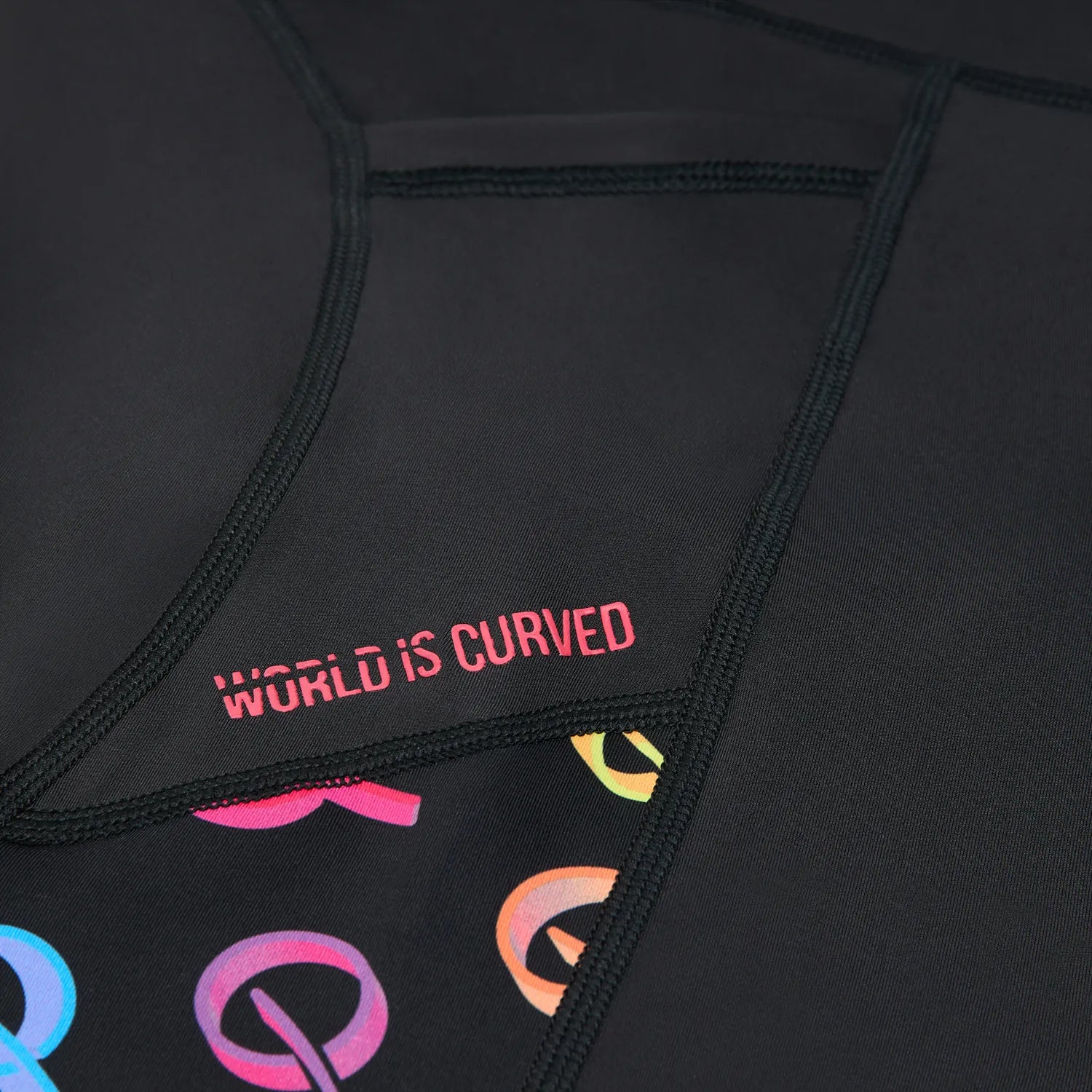 WORLD IS CURVED™ Splash Leggings
